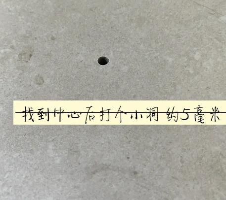 银州瓷砖空鼓维修公司专业解答在瓷砖铺贴过程中，如果砂料搅拌不均匀，将会带来以下问题